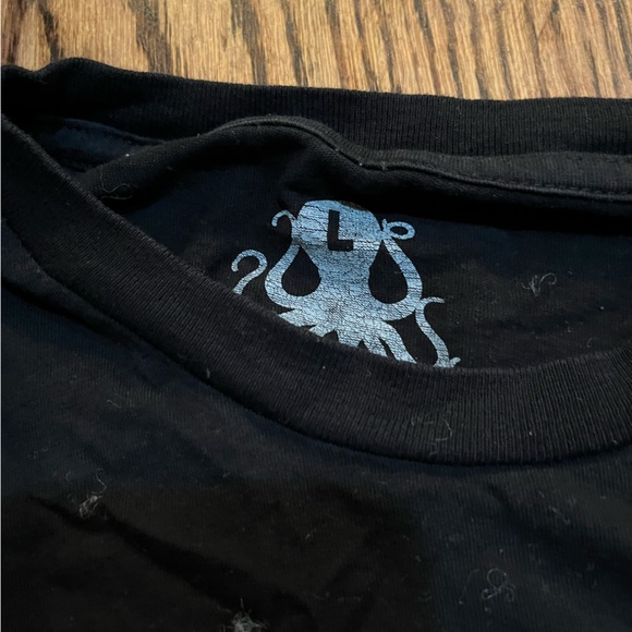 Hi My Name is Mark brand Men’s limited edition octopus shirt Blink-182 - Picture 4 of 4